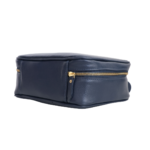 Necessaire organizadora de couro legítimo Bárbara Grande By Tascheers com amplo espaço interno, fechamento em zíper e acabamento artesanal premium.