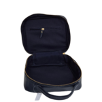 Necessaire organizadora de couro legítimo Bárbara Grande By Tascheers com amplo espaço interno, fechamento em zíper e acabamento artesanal premium.