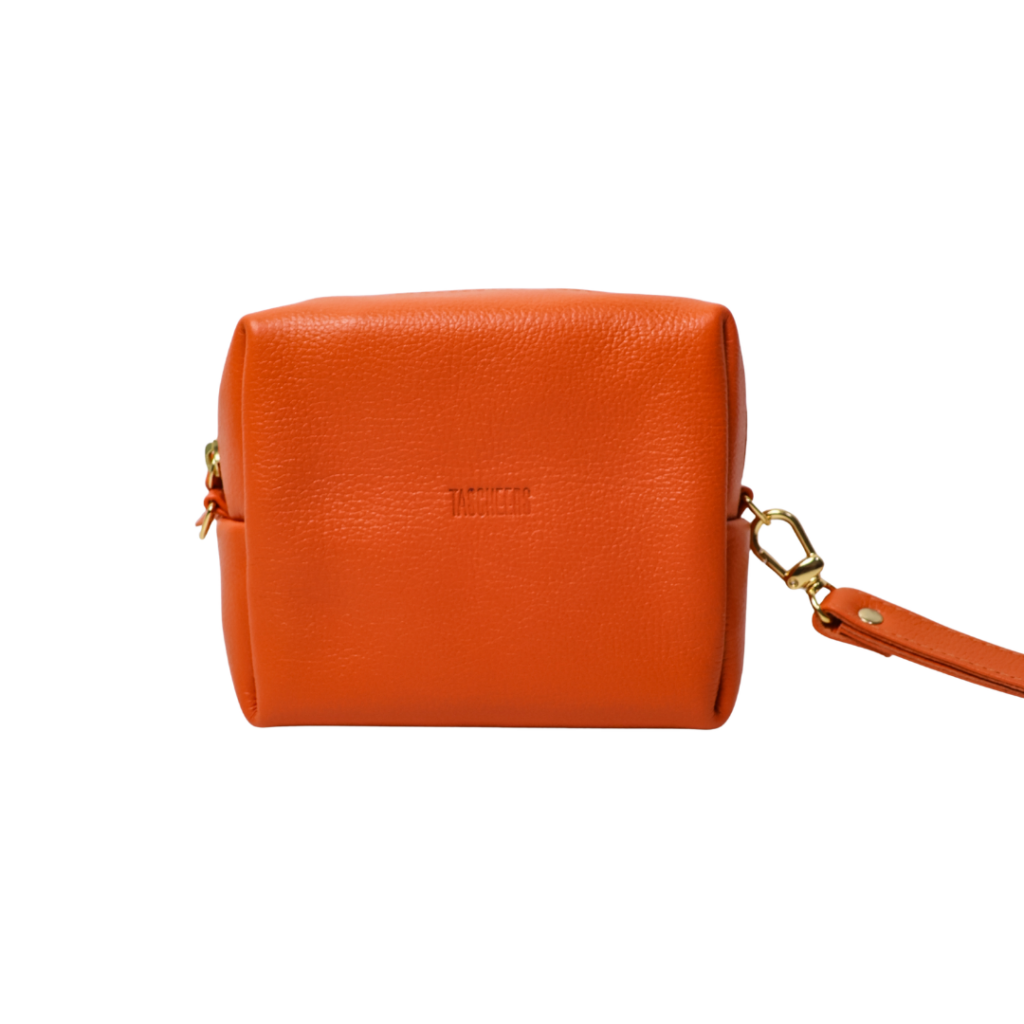 Necessaire organizadora de couro legítimo Jan By Tascheers unissex com fechamento em zíper metálico e acabamento artesanal premium.
