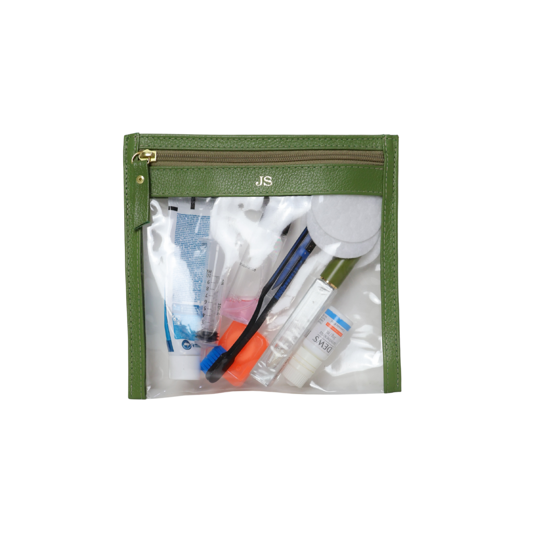 organizador-luma-pequeno-usabilidade Organizador de couro legítimo Luma Pequeno By Tascheers com fechamento em zíper, formato compacto estruturado e acabamento artesanal premium.